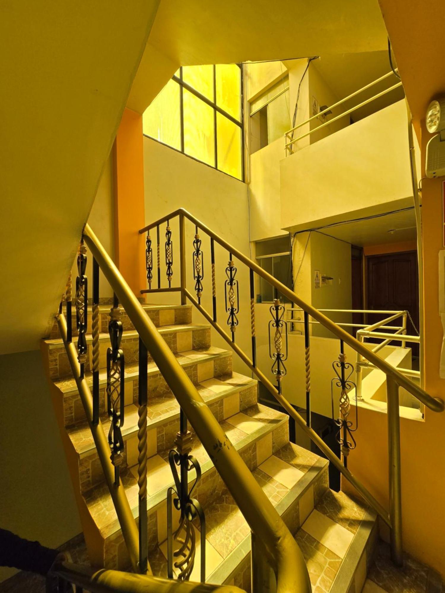 Hostal Acuarius Puno Exterior photo