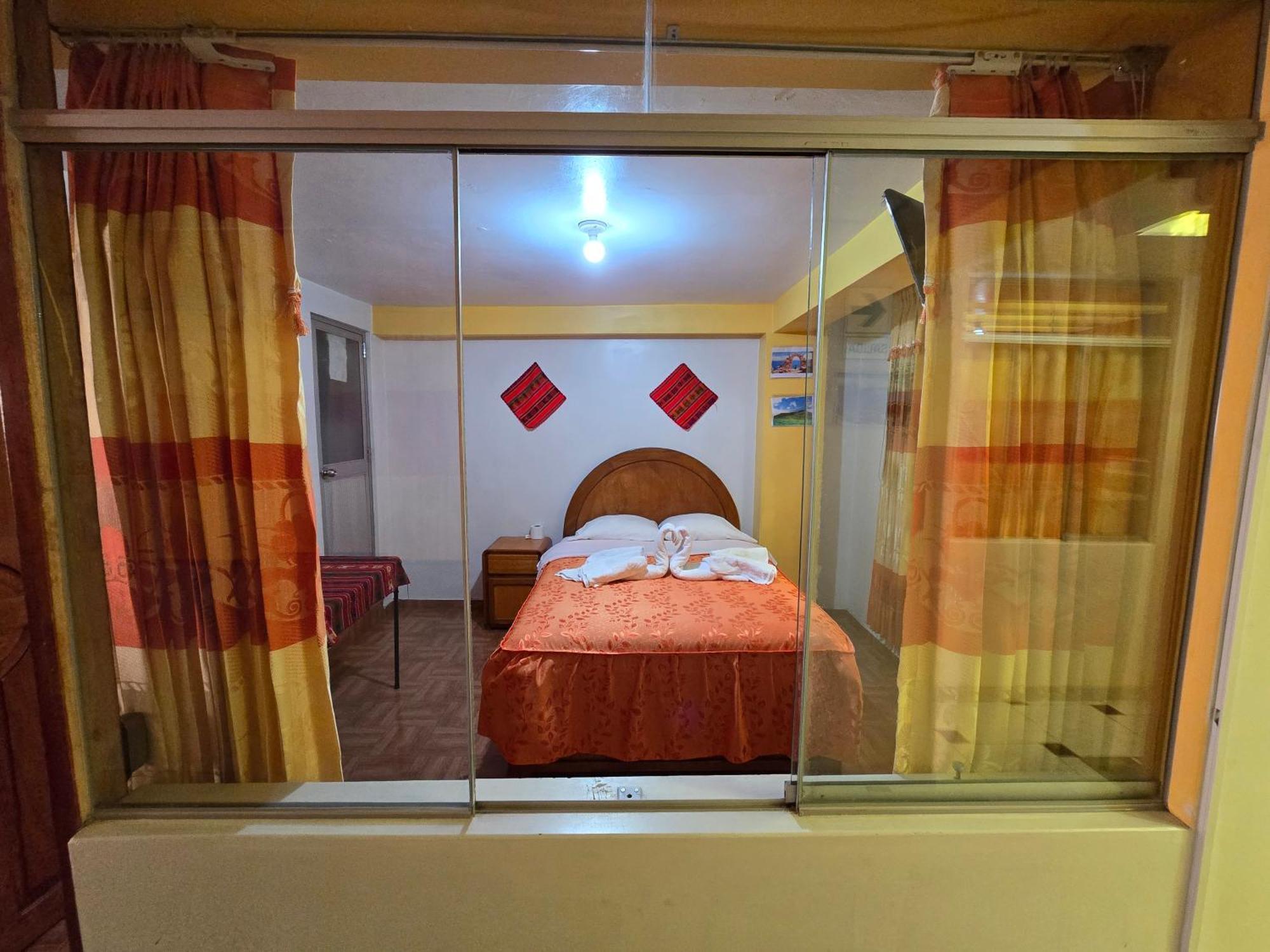 Hostal Acuarius Puno Exterior photo